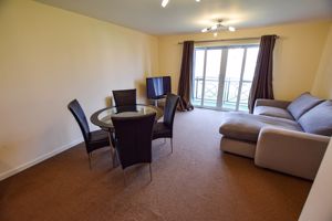 Lounge/Diner- click for photo gallery